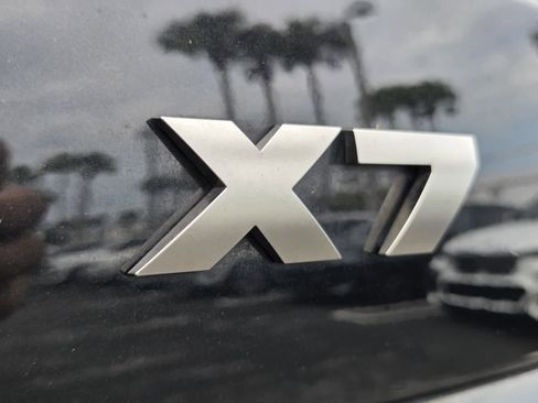 Used 2022 BMW X7 M50i w/ Dynamic Handling Package AWD/4WD image 20