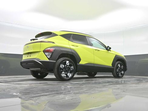 Certified 2025 Hyundai Kona SEL image 36