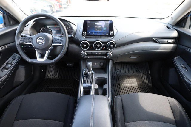 Certified 2025 Nissan Sentra SV FWD image 21