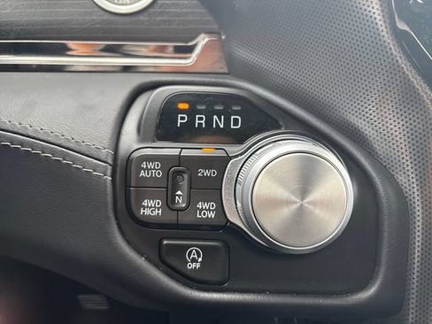 Used 2024 RAM 1500 Limited AWD/4WD image 22