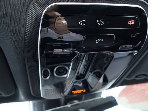 Certified 2025 Mercedes-Benz C 300 Sedan image 41