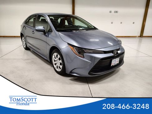 Used 2024 Toyota Corolla LE image 1