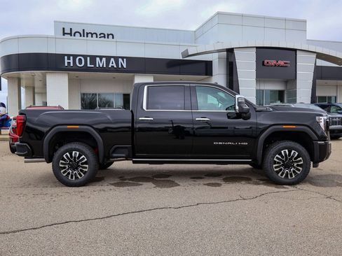 New 2026 GMC Sierra 3500 Denali Ultimate image 2