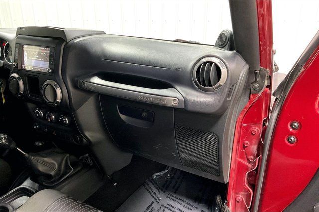 Used 2012 Jeep Wrangler Sport AWD/4WD image 16
