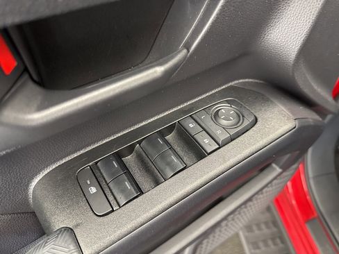 Certified 2025 Toyota 4Runner TRD Off-Road image 40