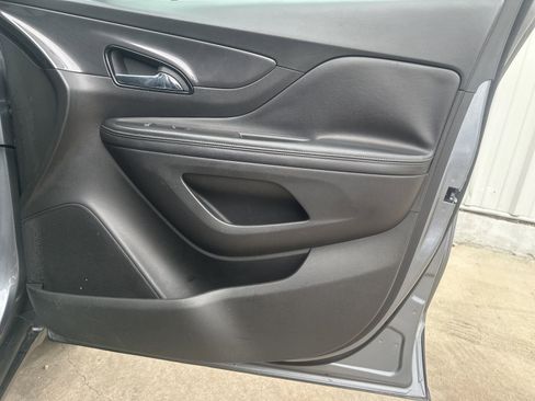 Used 2019 Buick Encore Preferred image 17