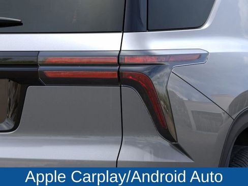 New 2026 Chevrolet Traverse LT image 11