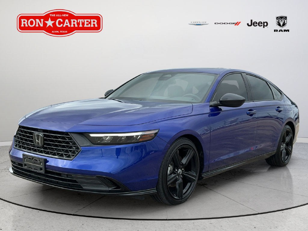 Used 2023 Honda Accord Sport image 3