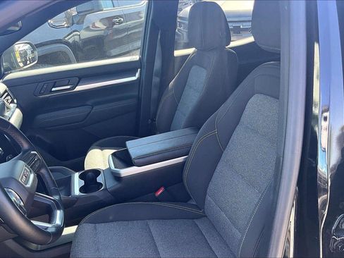 Used 2025 GMC Terrain Elevation AWD/4WD image 23