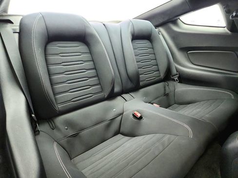 Used 2017 Ford Mustang GT w/ GT Performance Package RWD image 22