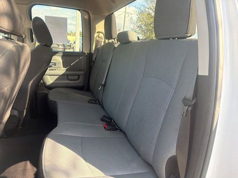 Used 2024 RAM 1500 Classic SLT image 21