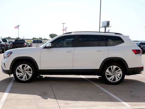 Used 2021 Volkswagen Atlas SE FWD image 3