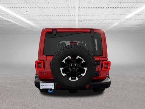 Used 2024 Jeep Wrangler Unlimited Rubicon 4xe image 4