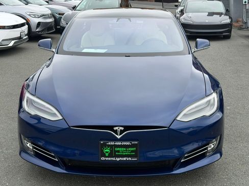Used 2020 Tesla Model S Long Range Plus image 2