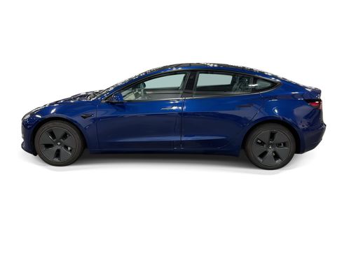 Certified 2023 Tesla Model 3 Standard Range RWD image 3