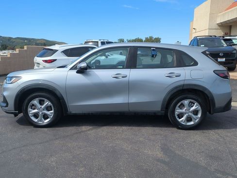 Certified 2024 Honda HR-V LX image 9