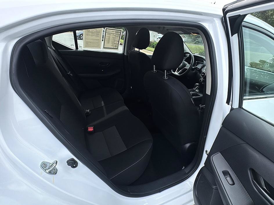 Certified 2025 Nissan Sentra SV FWD image 22