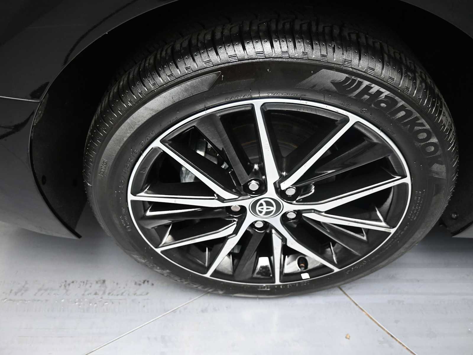 Used 2024 Toyota Camry SE AWD/4WD image 12