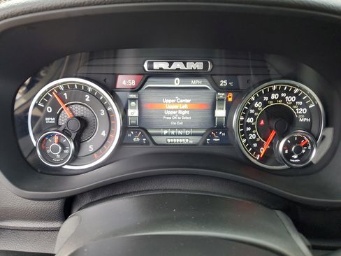 Used 2024 RAM 2500 Laramie image 32