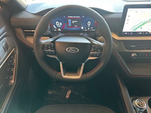 New 2026 Ford Explorer ST-Line w/ ST-Line Street Pack image 12