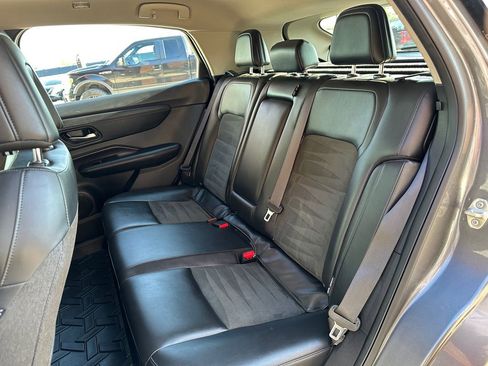 Used 2023 Nissan Ariya Engage image 23