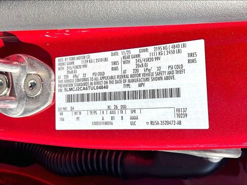 New 2026 Lincoln Corsair Reserve w/ Jet Appearance Package image 13