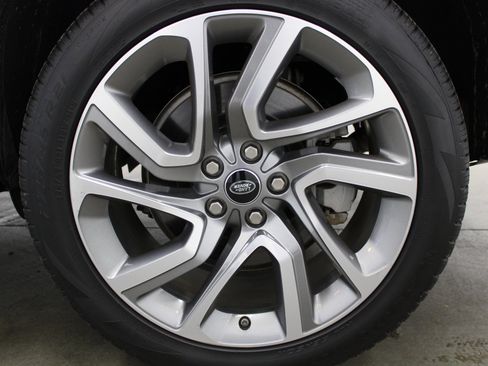 Used 2019 Land Rover Range Rover Sport HSE image 8