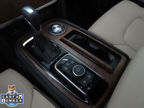 Used 2024 Nissan Armada SL w/ Cargo Package image 18