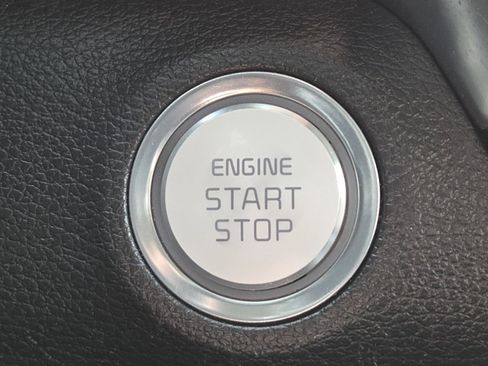 Used 2022 Kia Telluride LX AWD/4WD image 33