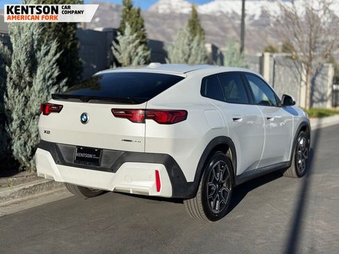 Used 2026 BMW X2 xDrive28i image 9
