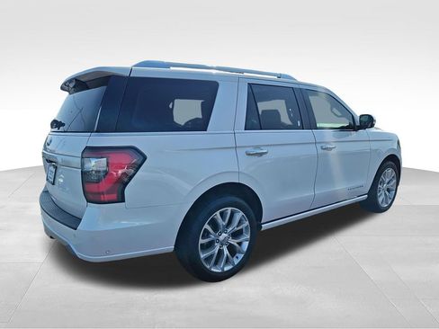 Used 2019 Ford Expedition Platinum AWD/4WD image 5