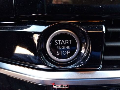 Used 2024 Nissan Pathfinder Platinum w/ Lighting Package (N93) image 30