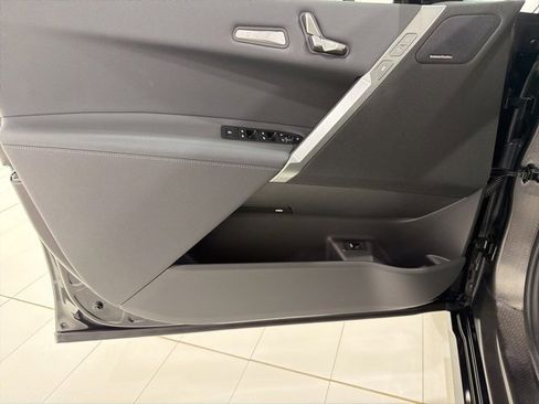 Used 2026 BMW iX xDrive45 w/ M Sport Package image 10