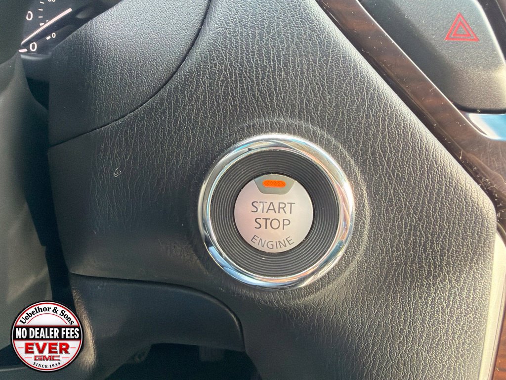 Used 2015 Nissan Pathfinder Platinum w/ Cargo Package FWD image 26