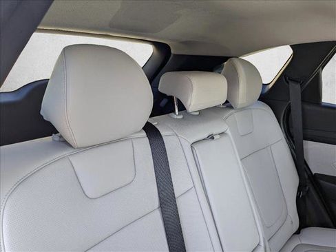 Used 2025 Hyundai Tucson SEL image 19