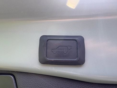 Used 2020 Toyota RAV4 TRD Off-Road AWD/4WD image 5