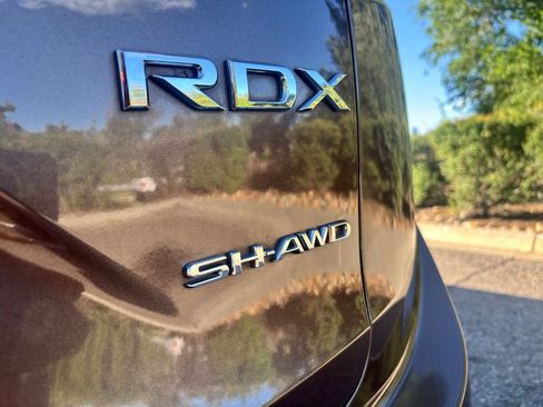 Used 2019 Acura RDX AWD w/ Technology Package image 11
