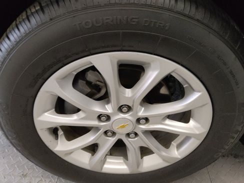 Used 2020 Chevrolet Equinox LT image 31