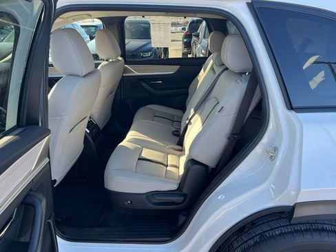 Used 2025 MAZDA CX-90 3.3 Turbo w/ Preferred Package image 13