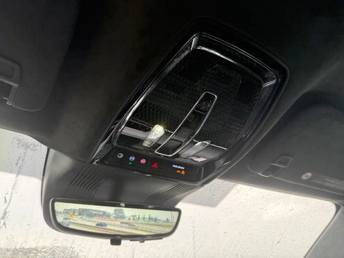 Certified 2026 Cadillac Vistiq Platinum w/ LPO, Floor Liner Package AWD/4WD image 21