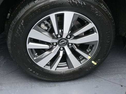 New 2026 Nissan Pathfinder SL AWD/4WD image 5