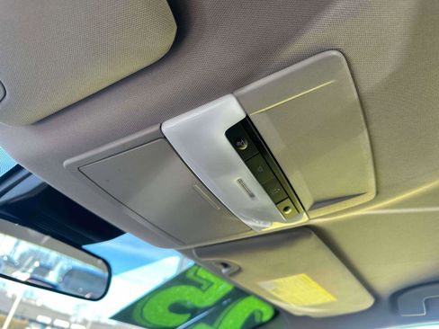 Used 2025 Nissan Altima 2.5 SR image 29