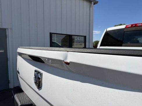 Used 2016 RAM 2500 Laramie w/ Convenience Group AWD/4WD image 4