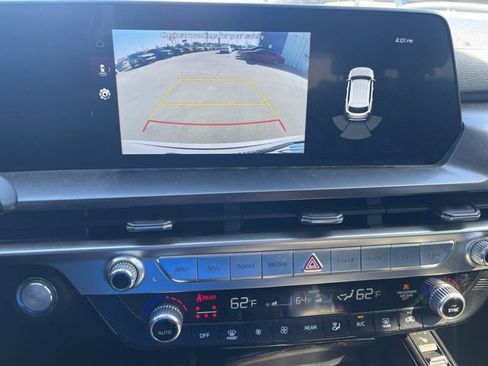 Used 2023 Kia Telluride S image 7