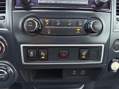 Used 2022 Nissan Titan S w/ S Utility Package image 22