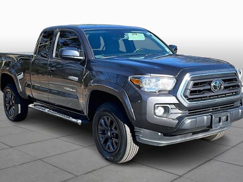 Used 2020 Toyota Tacoma SR5 image 2