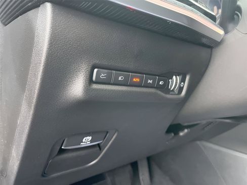 Used 2025 Jeep Wagoneer S Limited image 34