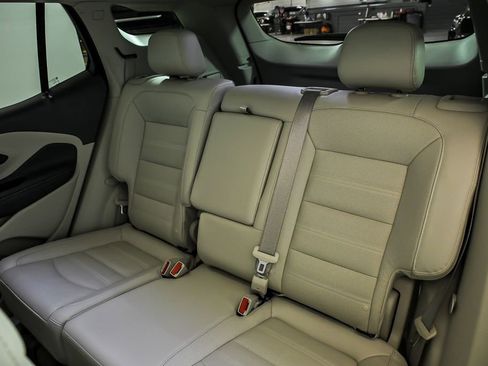 Used 2022 GMC Terrain Denali w/ Denali Premium Package image 16