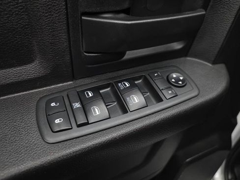 Used 2018 RAM 2500 Tradesman w/ Chrome Appearance Group AWD/4WD image 29