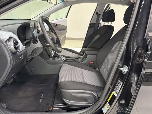 Used 2020 Hyundai Kona SE AWD/4WD image 11